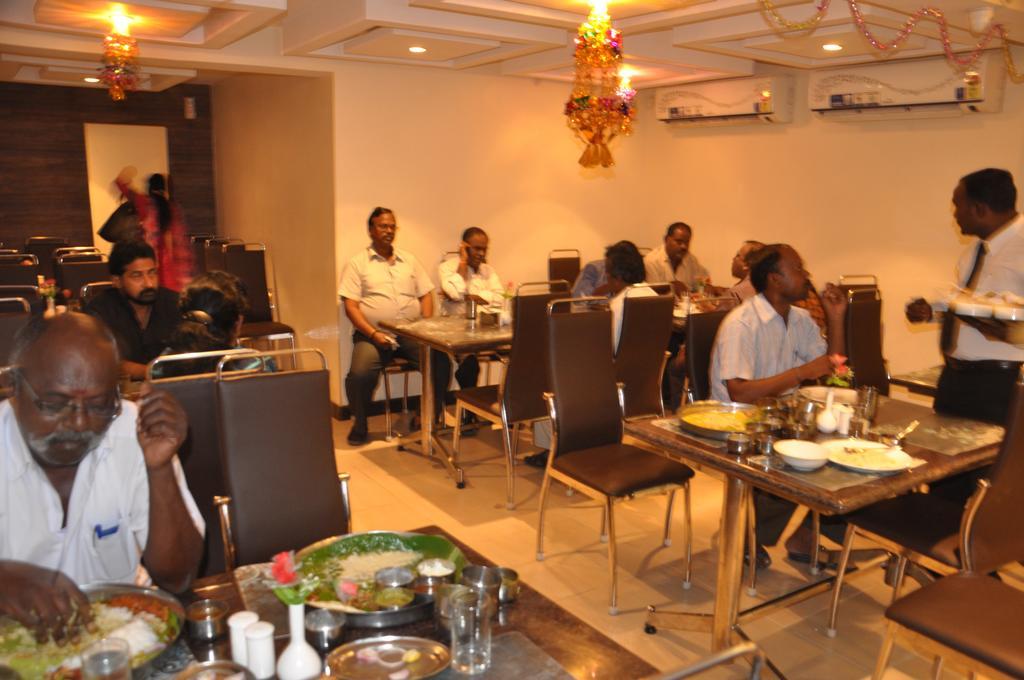 Hotel Sms Grand Inn Vellore Eksteriør bilde