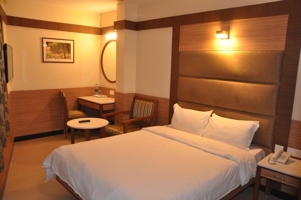 Hotel Sms Grand Inn Vellore Rom bilde
